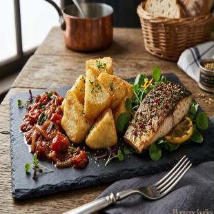 Fried potatoes with salmon fish-Aug/26/0