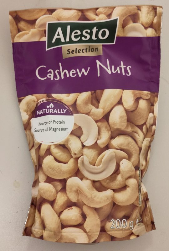 CASHEW NUTS